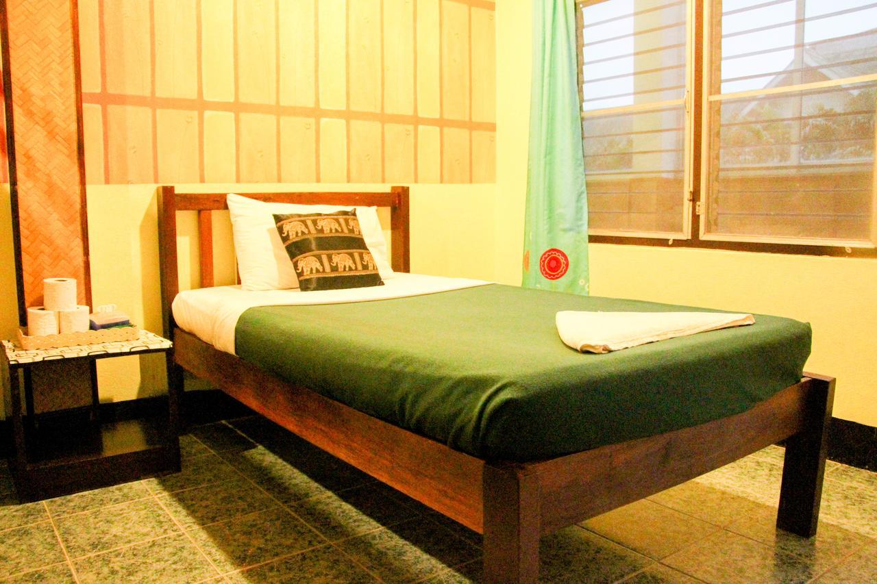 Aonang Grand Inn Ao Nang Esterno foto